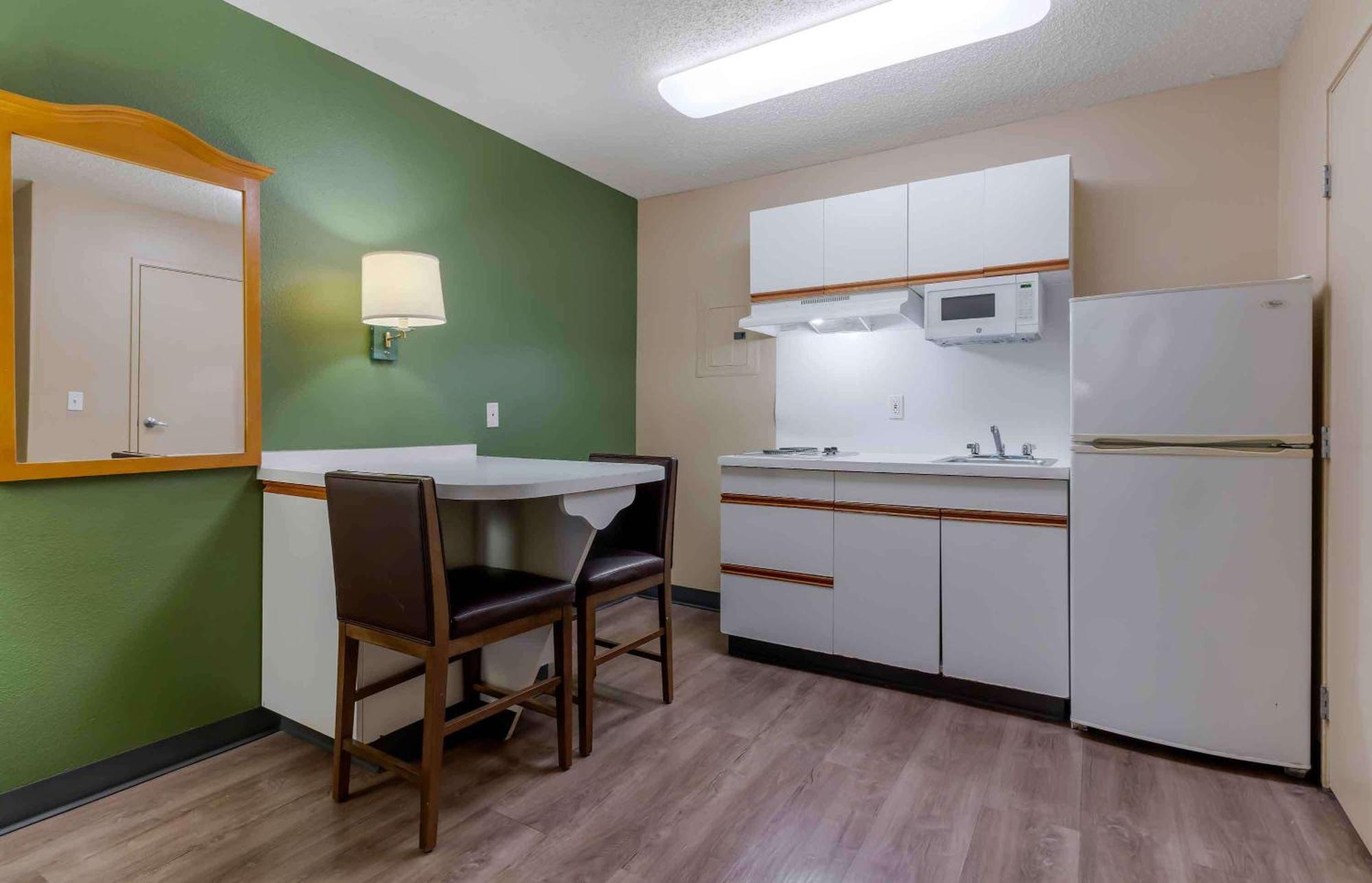 Extended Stay America Suites - Clearwater - Carillon Park Bagian luar foto