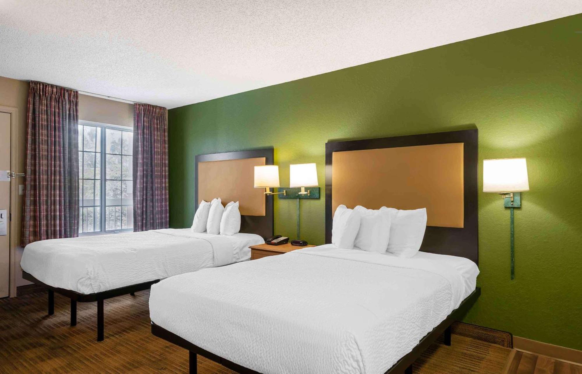 Extended Stay America Suites - Clearwater - Carillon Park Bagian luar foto