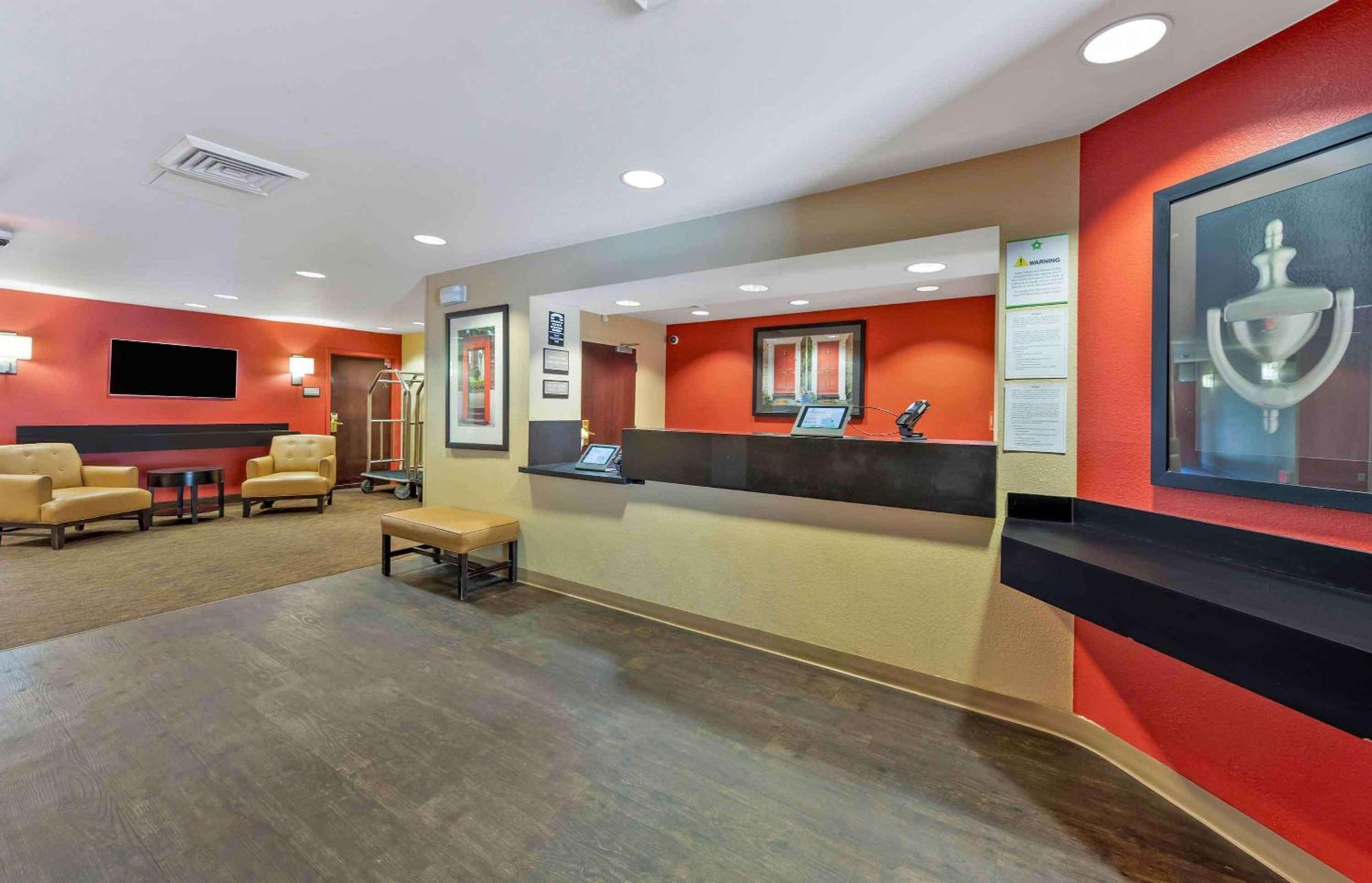 Extended Stay America Suites - Clearwater - Carillon Park Bagian luar foto