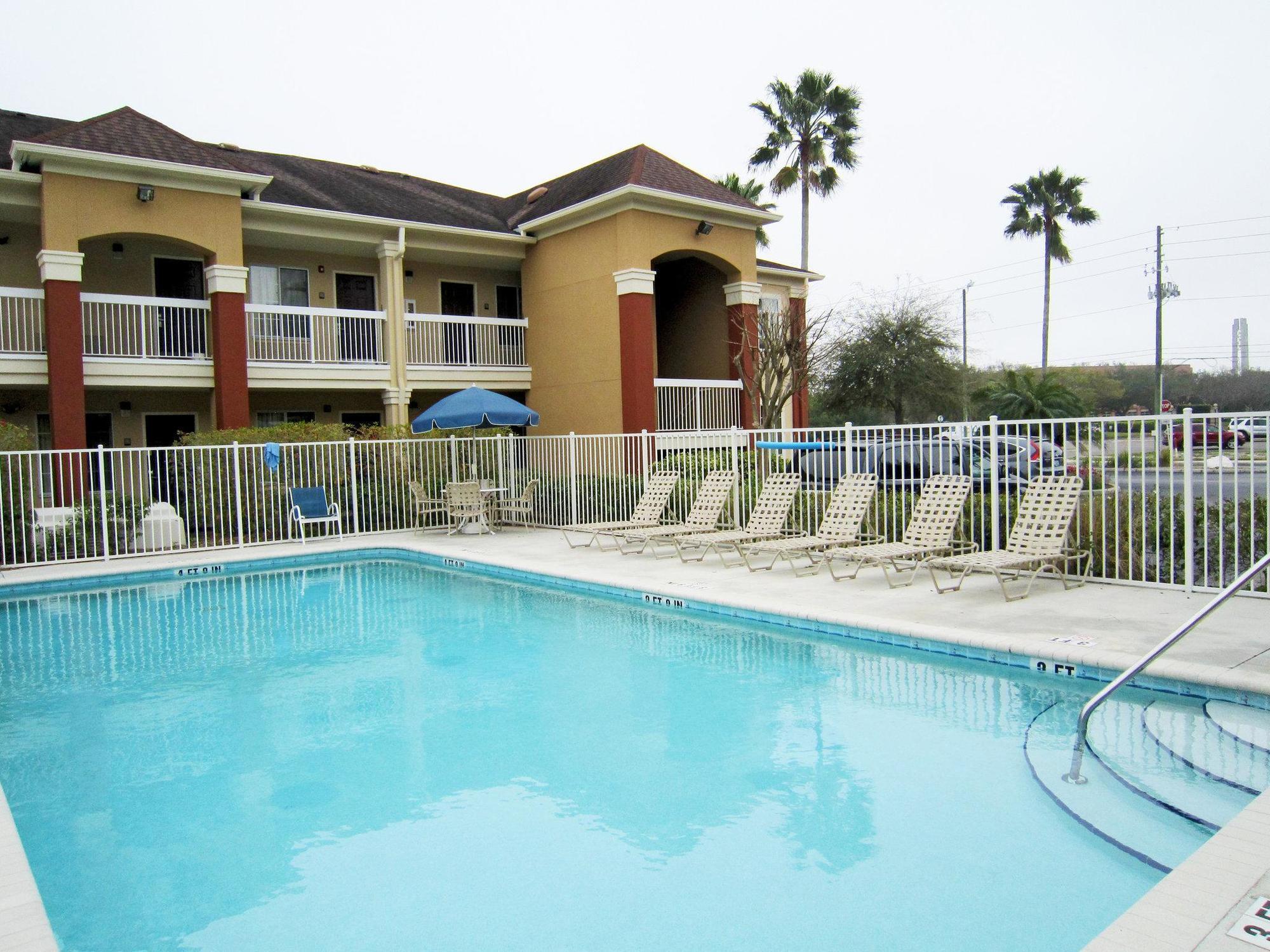 Extended Stay America Suites - Clearwater - Carillon Park Bagian luar foto