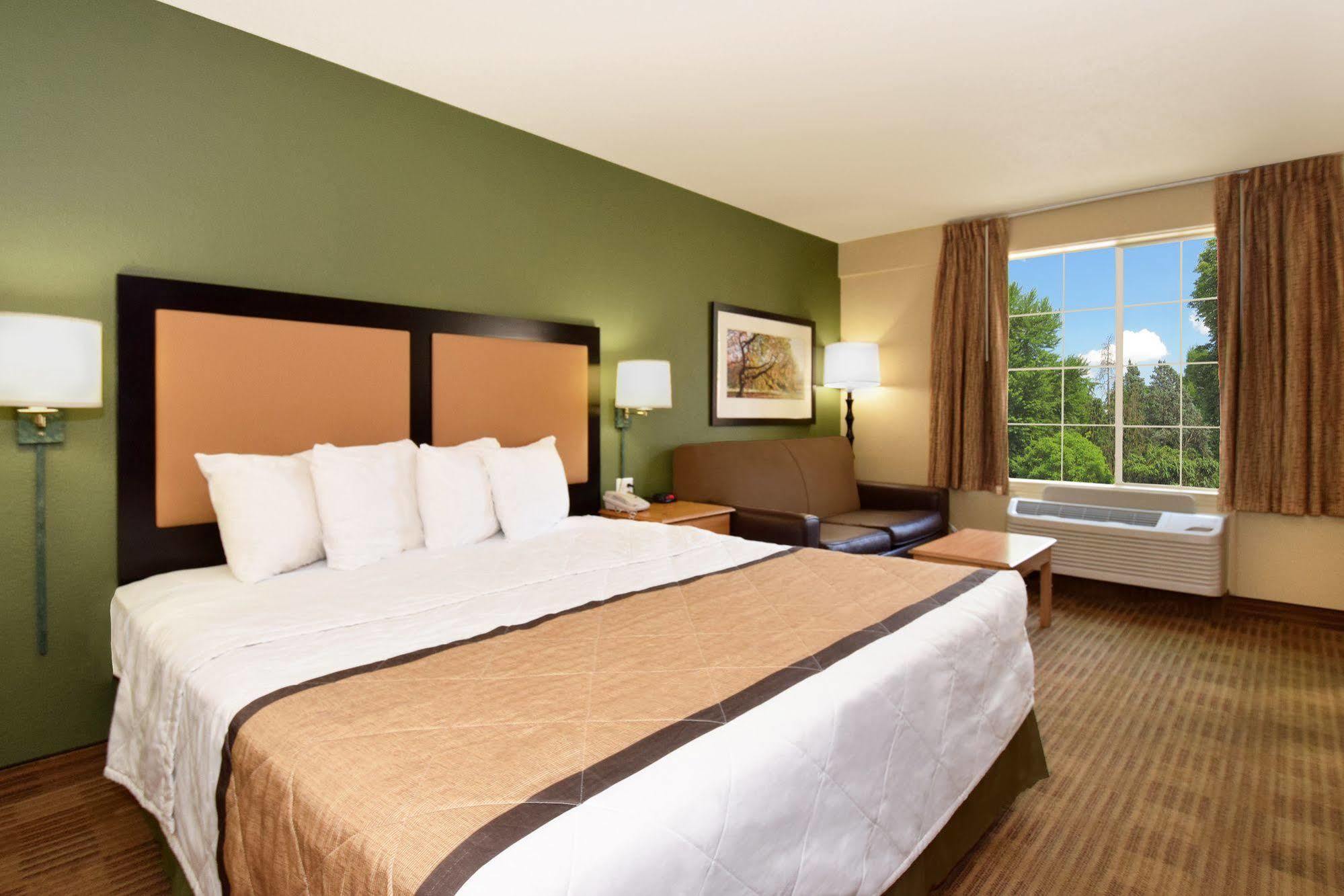 Extended Stay America Suites - Clearwater - Carillon Park Bagian luar foto